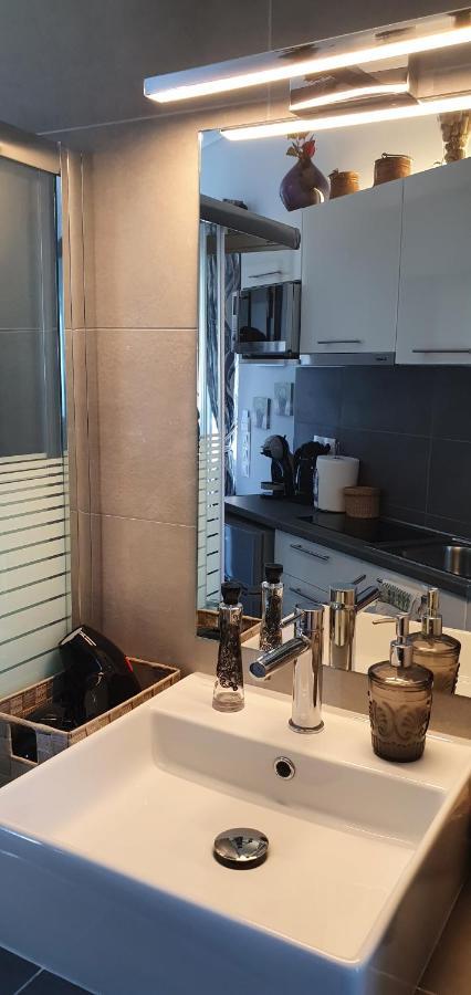 Nikis Penthouse Apartment Athens Ngoại thất bức ảnh